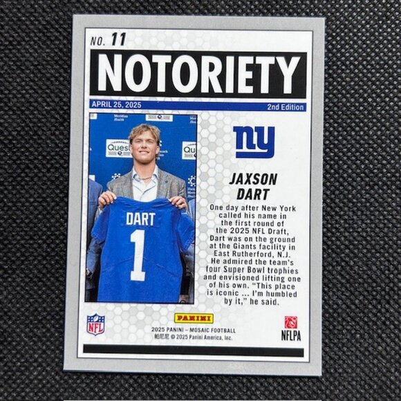 2025 Panini Mosaic - Notoriety Jaxson Dart #11 (RC) Rookie New York Giants - Picture 2 of 2